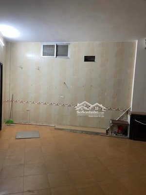 bán nhà cầu giấy 60m, gần đường lớn - chỉ nhỉnh 13 tỷ dòng tiền ổn định 200t/năm