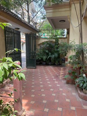 chính chủ bán nhà biệt thự kđt định công hoàng mai 150m ô tô kinh doanh