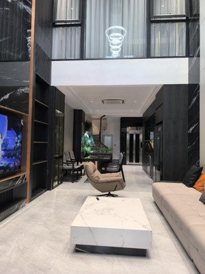 bán nhà riêng tại ngọc thụy, 15 tỷ, 66m2, 4pn, 5wc, giá cực chất