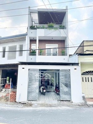 siêu phẩm nhà đẹp mặt tiền đường nguyễn đức thiệu- ngang 5.5m giá chỉ hơn 6 đồng.