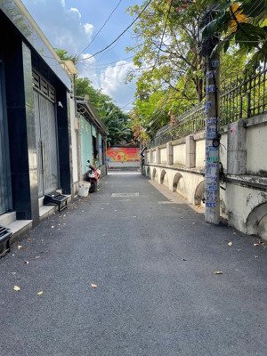 bán đất thảo điền, thủ đức. hcm. hẻm thái ly, 5,14m x 18m = 91,4m, đường 4m. h.đb, 17tỷ 