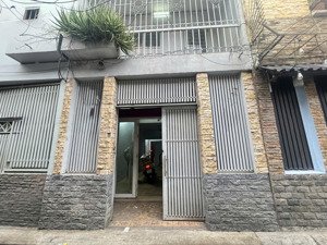 sẵn kết cấu 2 tầng, có dòng tiền 13tr/tháng khu cán bộ phú nhuận! dt 4.1x13.4m, kcx 2 tầng, 9.2 tỷ