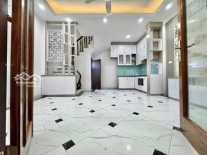 anh luân kỹ sưu xây dựng nhờ bán nhà thụy phương ngõ thông, nông, ô tô nhỉnh 6 tỷ