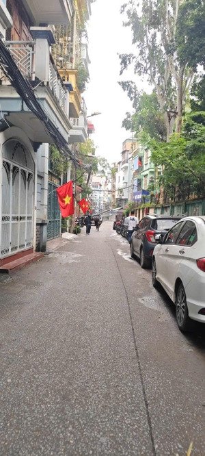 bán nhà thái thịnh 42m² 7 tầng thang máy full nội thất gần ô tô giá 15.2 tỷ!