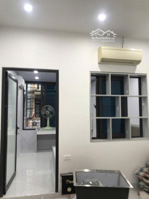 bán nhà 4 tầng phố trần thái tông cầu giấy dt 62m2 mặt tiền 3,2m giá 17 tỷ