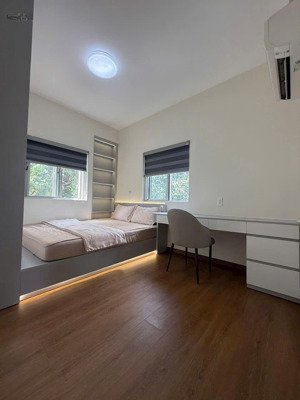 bán căn hộ mỹ phước, phú mỹ hưng, 2p, 2 toilet giá 5,6 tỷ. lh: em tuấn