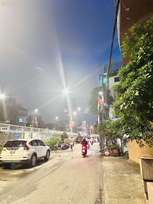 chỉ 53 tỷ - vip âu cơ - tây hồ - toà nhà văn phòng - 7 tầng thang máy - 2 thoáng vĩnh viễn