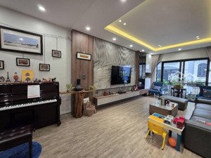 bán nhà nguyễn văn cừ thang máy ngõ thông ô tô tặng full nội thất thiết kế cực đẹp ở sướng