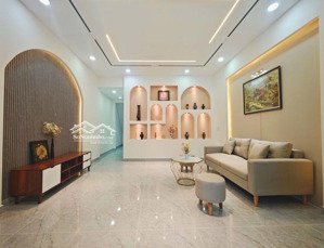 nhà mới ở ngay sát thống nhất đi thẳng ra lotte nguyễn văn lượng - quang trung gv chỉ 6t