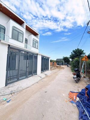 HẠ GIÁ 100TR... CHỦ NGỘP CẦN BÁN NHANH CẶP NHÀ LẦU NGAY TRUNG TÂM