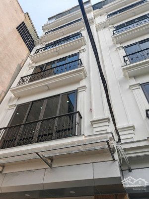 bán nhà riêng tại thụy phương, 35m2, phân lô, ô tô, full nội thất , nhỉnh 6tỷ.