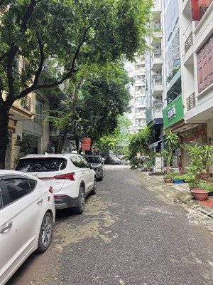 bán nhà mặt ngõ cầu giấy - 60m2, chỉ 10 tỷ - ô tô vào, ngõ thông, nhà đẹp ở luôn