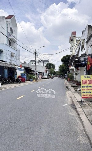 nhà 3 tầng đường lê văn quới đường nhựa 10m2