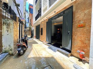 siêu hiếm! bán nhà phố trung kính - trung tâm cầu giấy- 60m2 xây ccmn đẹp nhất phố- giá nhỉnh 12 tỷ