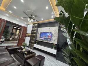 bán nhà riêng tại thịnh liệt, 12,8 tỷ, 41 m2, 5 tầng, 4wc, chính chủ, hot!