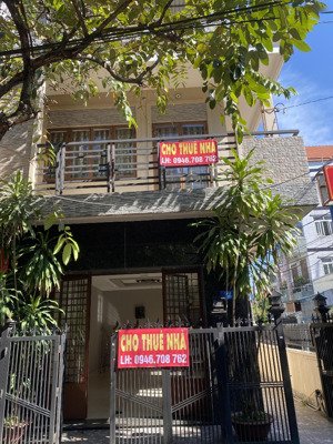 cho thuê nhà 2 mặt tiền nguyên căn