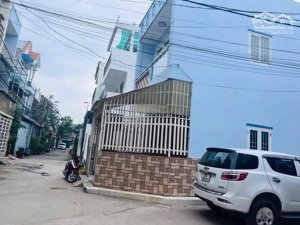 siêu phẩm căn nhà góc 2 mặt đường hẻm 5m - đường đình phong phú tnp b q9.