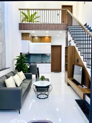 nhà đẹp 56m2 sát đh hutech tặng nội thất chỉ 6.28 tỷ còn thương lượng