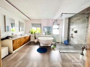 cho thuê nhà phố lakeview city, full cao cấp giá 32 triệu/th 4pn, 5wc view công viên lh 