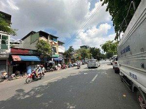 mặt phố hạ yên quyết, yên hòa, cầu giấy bán đất tặng nhà c4 55m2 mặt tiền 5,5m xây văn phòng