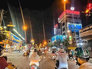 nhà c4 mt hà huy giáp dt 5x25 thổ cư 68m2 giá 10 tỷ hàng hiếm 5m vị trí đẹp