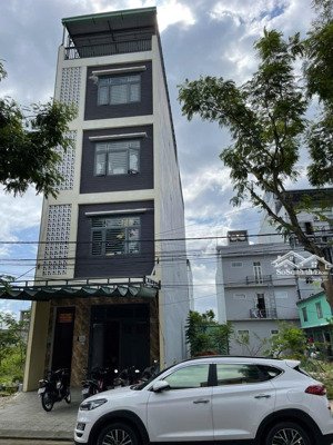 cần bán tòa căn hộ trung tâm làng đại học đường nguyễn minh châu, ngũ hành sơn, đà nẵng, dt 5x25m