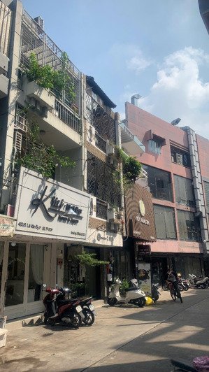 bán nhà vị trí đẹp ngay mt - hxh 8m lê văn sỹ , quận 3 - dt:4x16m.cn:62m2, 3 tầng - giá: 15 tỷ tl