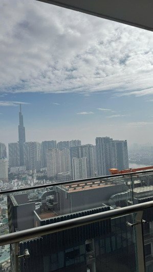 bán căn 2pn vinhomes bason diện tích lớn view landmark 81