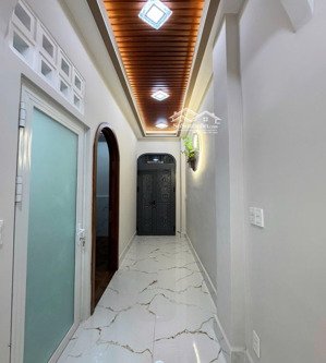 nhà đẹp ngay đường tân hoá q.6 - ngang đẹp 4m2 - giá : 5 tỷ 9