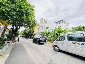 siêu hiếm. chỉ 155 triệu/m2 mặt tiền đường số 64, thảo điền. dt 14 x 37m, nở hậu (545m2). 84.5 tỷ