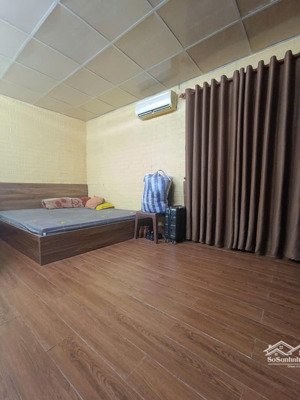 bán nhà sân vườn đường trường chinh gần lê đại hành, cẩm lệ