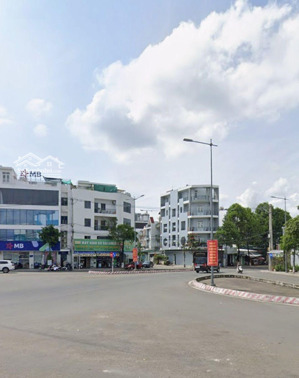 lô đất mặt tiền 16m nhìn ra bùng binh hoàng diệu- nhuyễn đức cảnh