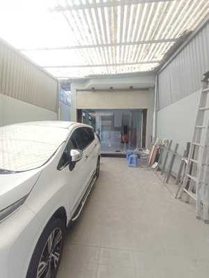 cho thuê nhà mặt tiền đường - kinh doanh - trường thọ thủ đức