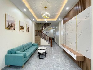 cần bán căn shop khu shophouse phụng châu giá tốt so với mặt bằng không qua trung gian