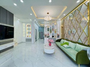 bán nhà q7, dt khủng 112m ngang 8m x 14m nhà 3 tầng 5pn 5wc, phạm hữu lầu, giá 8,9 tỷ.