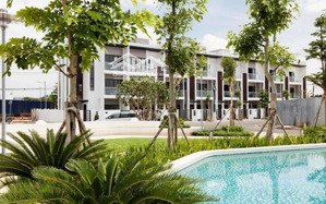 nhà phố 3 tầng 1 sân thượng quận 9, sát sân golf, nhận nhà ngay, đầy đủ tiện ích, kết nối tiện lợi