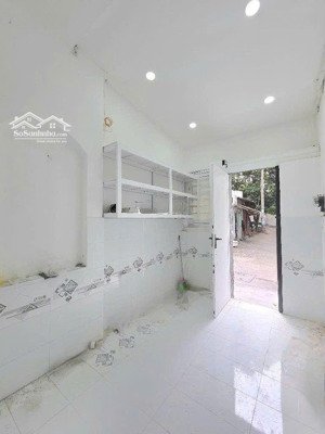 chdv dòng tiền khủng hẻm xe tải sát mặt tiền nguyễn sơn phú thọ hòa tân phú