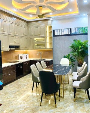 6 tỷ nhà 4 tầng ô tô đỗ cửa ngay hùng duệ vương, thượng lý, hồng bàng, hải phòng