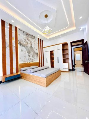 chủ ngộp nhà giáp lê văn quới - đường 6m - dt: 4x14m - đúc 3 tầng - chỉ 5. xtỷ