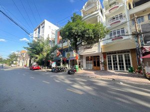 hđt: 70tr/tháng - mặt tiền d5, phường 25, bt - dt: 4,2 x 21m (84m2) - kc: 4 tầng - chỉ 25,9 tỷ tl