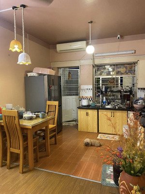 bán chung cư việt hưng - long biên 80m2 2n1wc - tầng trung sẵn sổ đỏ giá bán 4 tỷ (thương lượng)