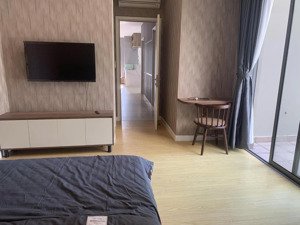 cho thuê căn hộ đẹp masteri thảo điền, 20 triệu, 70m2, 2pn, lh 