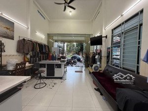 bán nhà 3 tầng, 2 mặt tiền, đường 2/9 - hải châu - đà nẵng, vị trí kinh doanh siêu hót