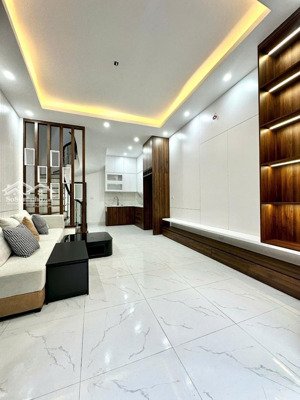siêu hiếm! 7 tỷ hơn - bán nhà mới xuân la, tây hồ - 35m - 5 tầng - mt 4m - gần phố - full nội thất