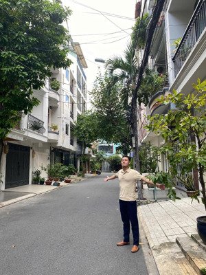 nhà xanh mát - khu phân lô 40 bàu cát 1 - 56m2 cn đủ - hxh tránh - 4pn lớn