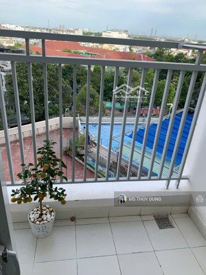 căn 60m2 tầng 9 giá 2,3 tỷ tại bluesky tower,quận 2.đt 