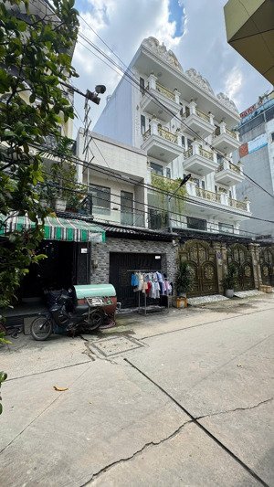 hẻm kinh doanh gần mt tân kỳ tân quý - nhà 2 tầng - hẻm xe hơi - dtsd 81m2 - giá chỉ 5.95 tỷ