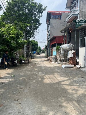 cần bán lô đất đường ô tô bìa làng mạch tràng, cổ loa