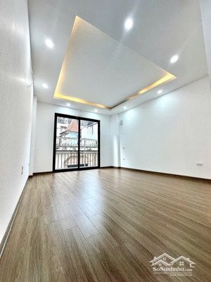 bán nhà 5 tầng, 45m2 cổ điển, tứ hiệp, ô tô vào nhà, giá 8.2 tỷ