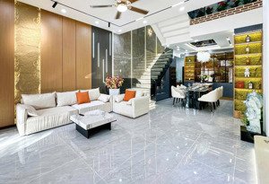 bán nhà 3 tầng đẹp hoà xuân, thiết kế hiện đại full nội thất sang trọng ngay công viên hoà xuân